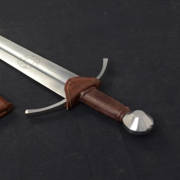 Toto Sword – 14th Century XIV Arming Sword – Deepeeka