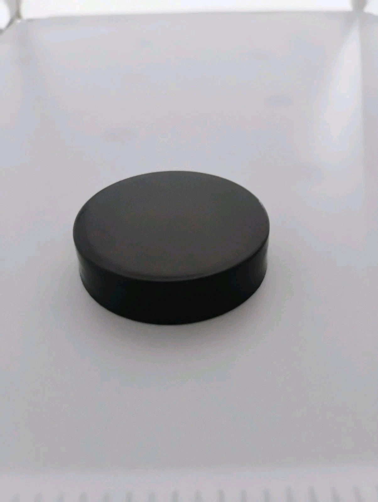2 oz Straight Sided Clear Glass Jar And Smooth Black Lid With Liner Pack Of 20